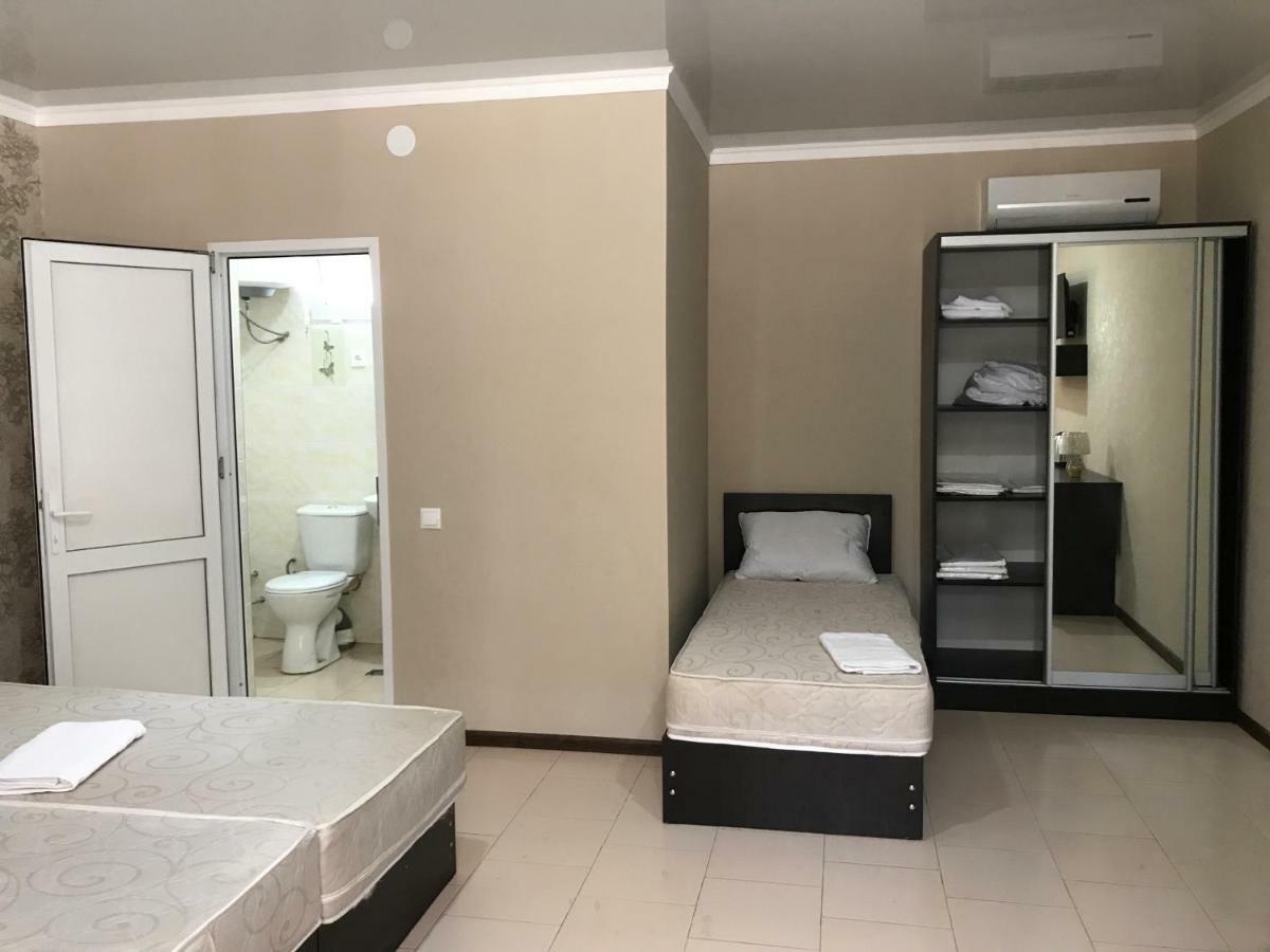 Ainar Hotel Gagra Esterno foto