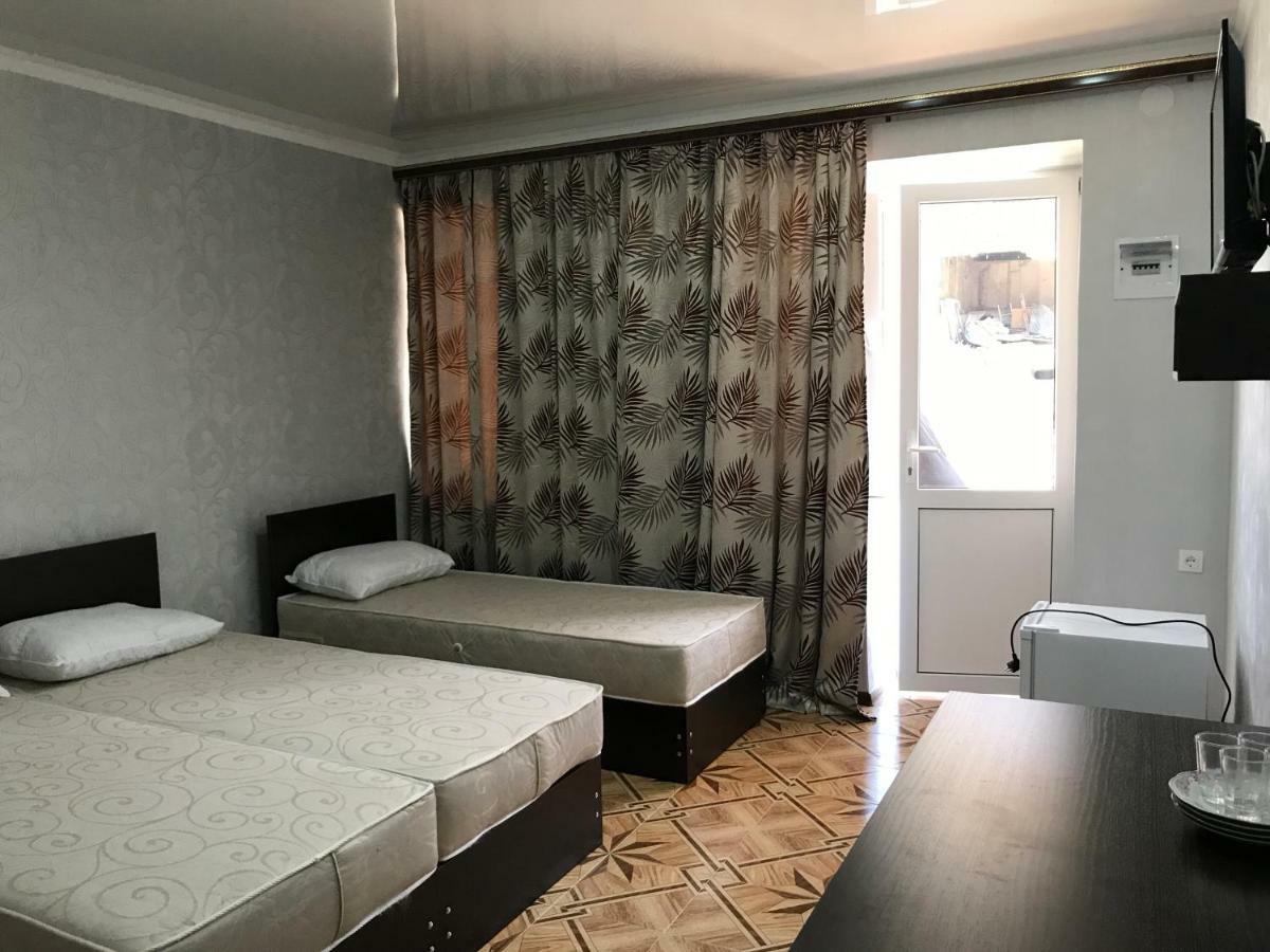 Ainar Hotel Gagra Esterno foto
